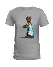 Doberman Pinschers I Love Mom Ladies T-Shirt thumbnail