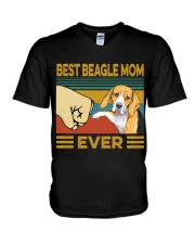 Best Beagle Mom Vintage V-Neck T-Shirt tile
