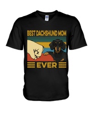 Best Dachshund Black Mom Vintage V-Neck T-Shirt tile