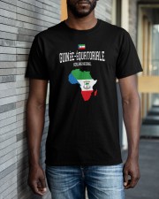 Guinée-Équatoriale Classic T-Shirt apparel-classic-tshirt-lifestyle-front-40