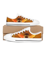 Hippie 2 Women's Low Top White Shoes thumbnail