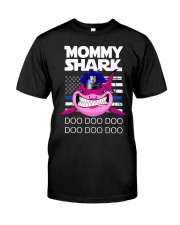 Pink Mommy Shark Classic T-Shirt thumbnail