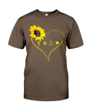simple woman Classic T-Shirt thumbnail