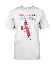 Teacher Crayon Mask Pink Classic T-Shirt front