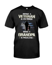 Veteran Grandpa Classic T-Shirt front