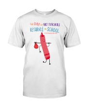 Art Teacher Crayon Pink Classic T-Shirt front
