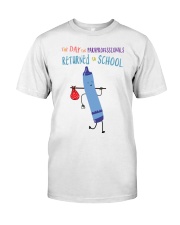 Paraprofessional Crayon Blue Classic T-Shirt front