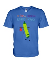 Librarian Crayon Green V-Neck T-Shirt tile