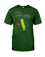 SPED Teacher Crayon Green Classic T-Shirt tile