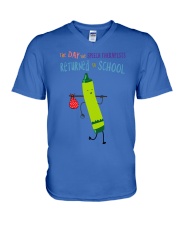 Speech Therapists Crayon Green Pea V-Neck T-Shirt tile