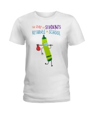 Students Crayon Mask Green Pea Ladies T-Shirt tile