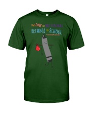 Art Teacher Crayon Black Classic T-Shirt tile