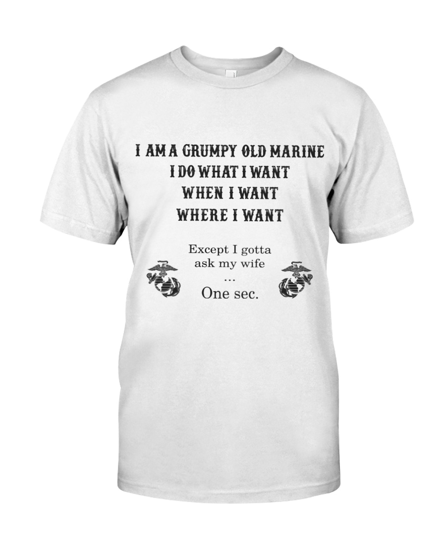 I AM A GRUMPY OLD Classic T-Shirt
