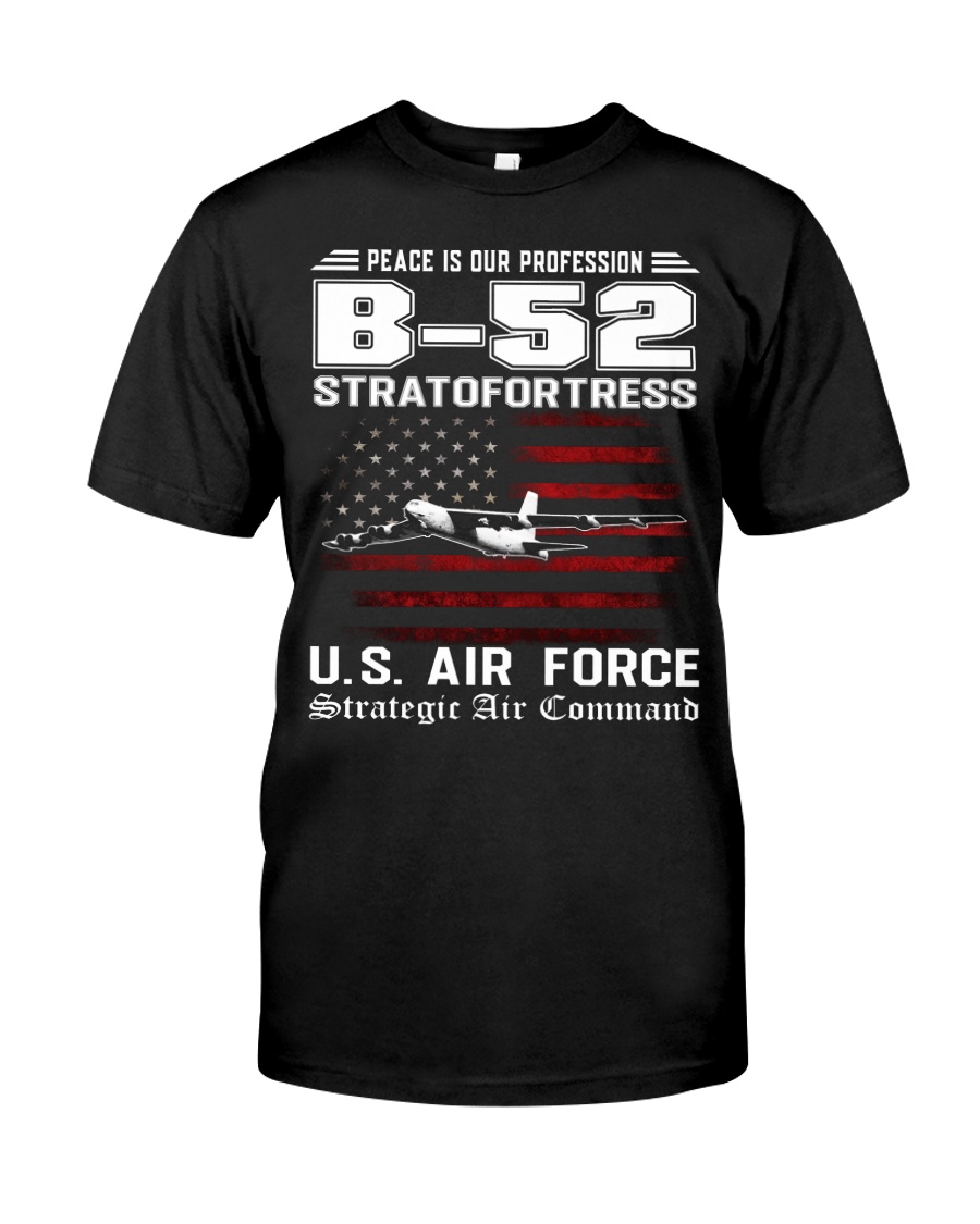 B-52 STRATOFORTRESS-STRATEGIC AIR COMMAND Classic T-Shirt