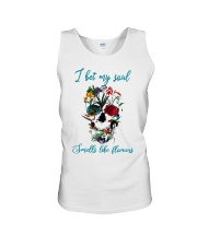 I bet my soul smells like flowers Unisex Tank tile