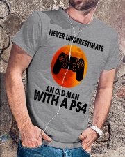 Never underestimate an old man with a Ps4 Classic T-Shirt lifestyle-mens-crewneck-front-4
