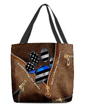 Supporting the paws All-over Tote front