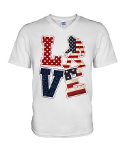 Love America V-Neck T-Shirt tile