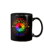 In a world where you can be anything be kind Mug tile