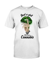 LIMITED EDITION - GIRL LOVES CANNABIS 9334P Classic T-Shirt front