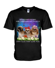 LIMITED EDITION - SHIH TZUS LOVER - T SHIRT 8978P V-Neck T-Shirt tile