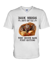 LIMITED EDITION - 10716A V-Neck T-Shirt tile