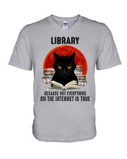 LIMITED EDITION - T SHIRT 10693A V-Neck T-Shirt tile