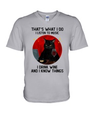 LIMITED EDITION - T SHIRT 10701AA V-Neck T-Shirt tile