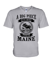 A piece of my heart lives in Maine V-Neck T-Shirt tile