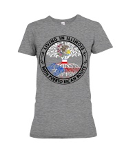 LIVING IN ILLINOIS WITH PUERTO RICAN ROOTS Premium Fit Ladies Tee tile