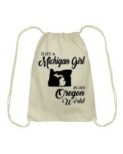 MICHIGAN GIRL IN OREGON Drawstring Bag tile