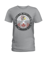LIVING IN ILLINOIS CANADIAN ROOTS Ladies T-Shirt tile