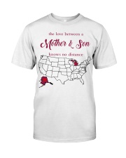 THE LOVE MOTHER AND SON MICHIGAN ALASKA Classic T-Shirt tile