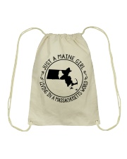 MAINE GIRL LIVING IN MASSACHUSETTS Drawstring Bag tile