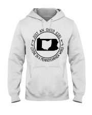 OHIO GIRL LIVING IN PENNSYLVANIA Hooded Sweatshirt tile