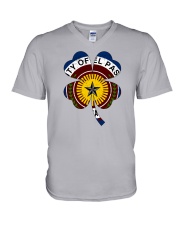 Flag El Paso Four Leaf Clover V-Neck T-Shirt tile