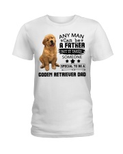 GODEN RETRIEVER Ladies T-Shirt tile