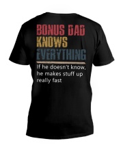 Bonus Dad know Everything V-Neck T-Shirt thumbnail