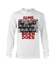 Guns don't kill people Long Sleeve Tee tile