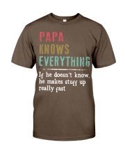 PAPA knows everything Classic T-Shirt tile