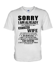Gift for Boyfriend - wife - TINH00 V-Neck T-Shirt thumbnail