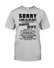 Gift for Boyfriend - wife - TINH08 Classic T-Shirt front