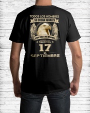 PERO SOLO LOS MEJORES NACEN EL 17 DE SEPTIEMBRE Classic T-Shirt lifestyle-mens-crewneck-back-1