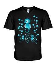 Baby Seahorses V-Neck T-Shirt tile