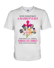 Never underestimate A Hairstylist V-Neck T-Shirt tile