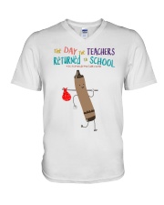 The Day The Teachers Backed To School Style 9 V-Neck T-Shirt tile