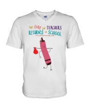 The Day The Teachers Backed To School Style 5 V-Neck T-Shirt tile