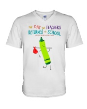 The Day The Teachers Backed To School Style 3 V-Neck T-Shirt tile