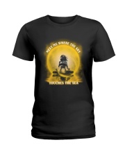 Meet me where the sky touches the sea Ladies T-Shirt front