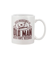 Never Underestimate Old Man With Vinyl Records Mug tile
